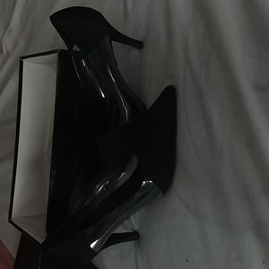 Black heeled shoes